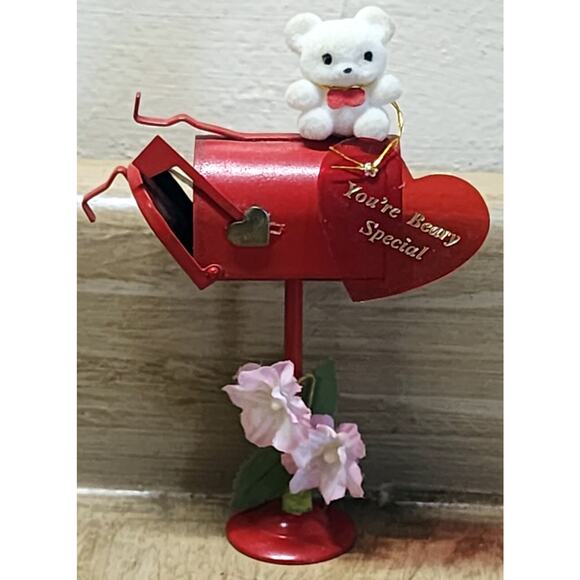 Vintage Enesco Flocked Teddy Bear On Mailbox Valentines Day Ornament Adorable - Picture 1 of 9
